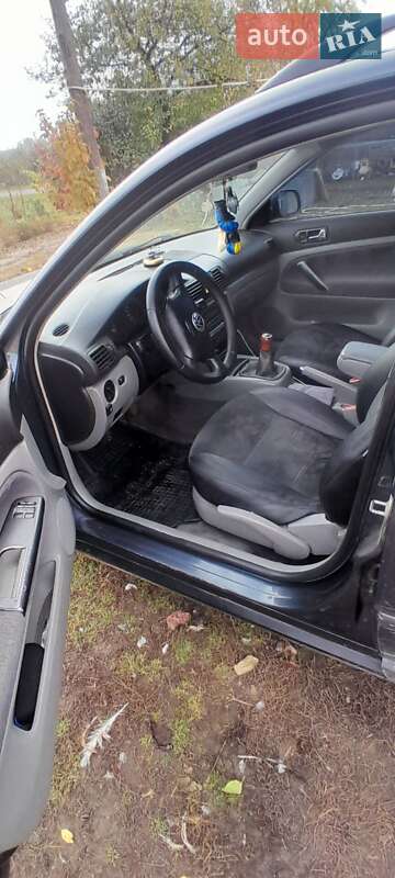 Универсал Volkswagen Passat 2000 в Горохове