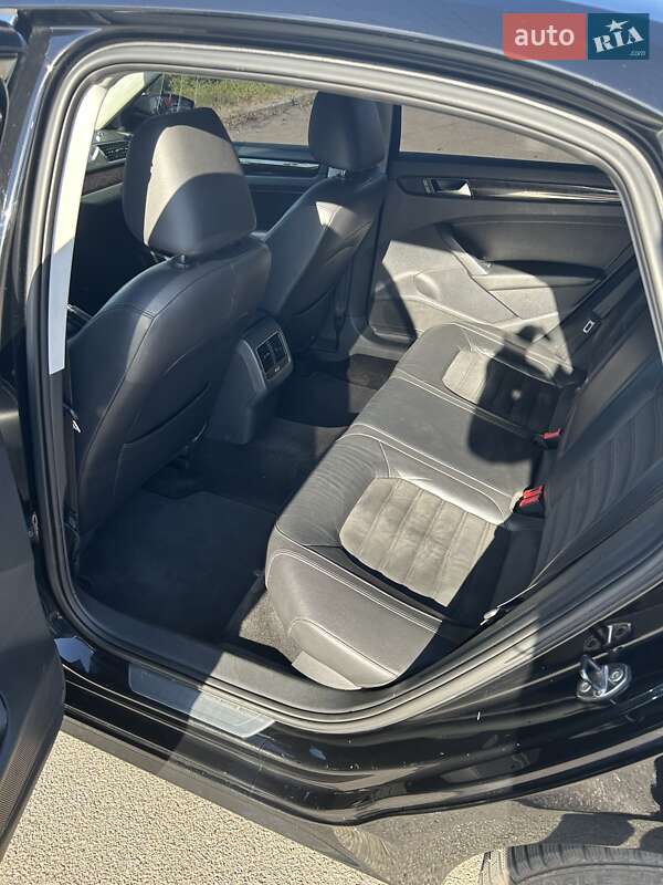 Седан Volkswagen Passat 2013 в Киеве фото 13 Седан Volkswagen Passat 2013 в Киеве