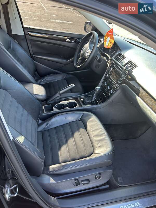 Седан Volkswagen Passat 2013 в Киеве фото 19 Седан Volkswagen Passat 2013 в Киеве