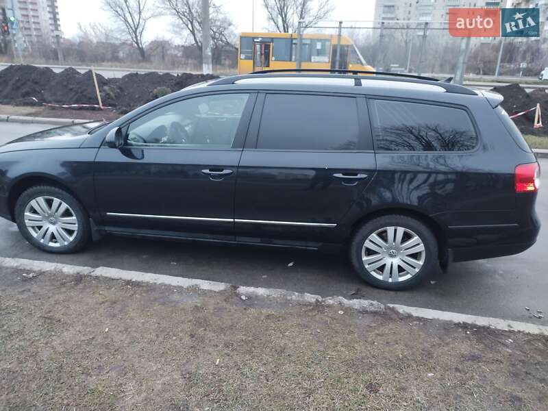 Универсал Volkswagen Passat 2010 в Сумах