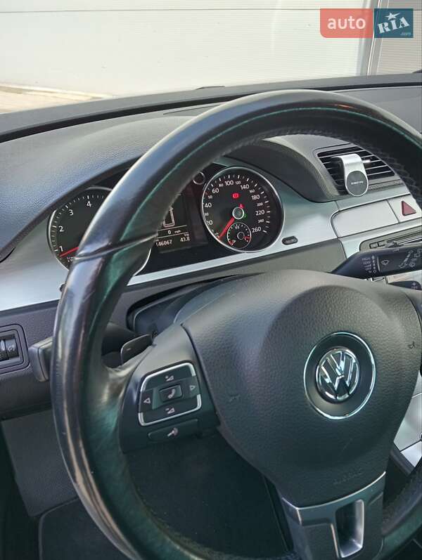 Универсал Volkswagen Passat 2009 в Киеве фото 50 Универсал Volkswagen Passat 2009 в Киеве