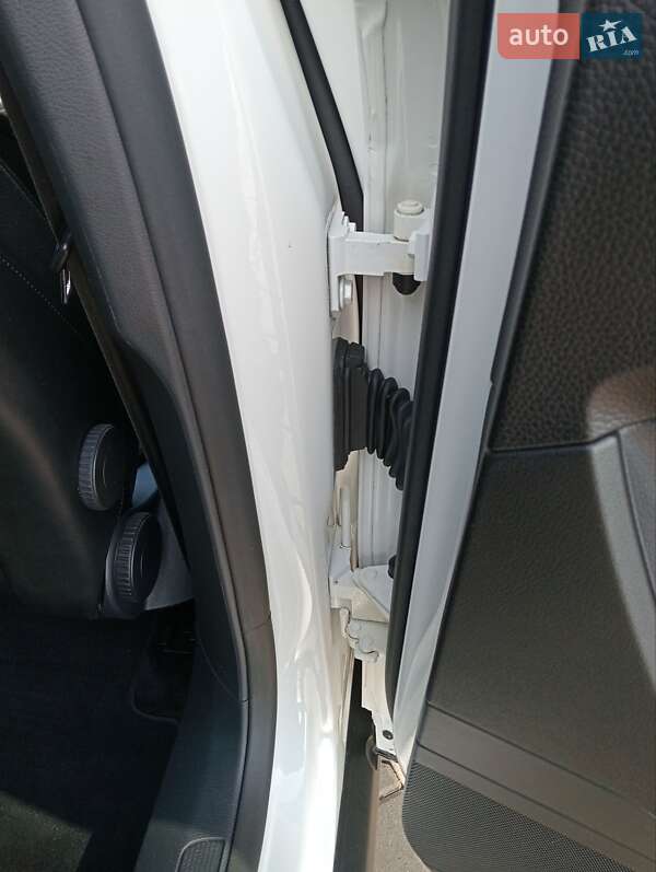 Универсал Volkswagen Passat 2009 в Киеве фото 53 Универсал Volkswagen Passat 2009 в Киеве