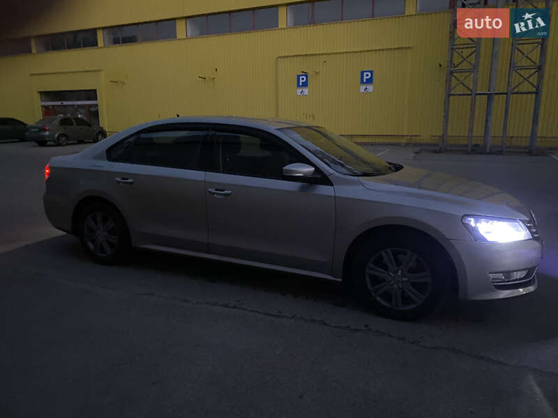 Седан Volkswagen Passat 2014 в Кропивницком фото 3 Седан Volkswagen Passat 2014 в Кропивницком