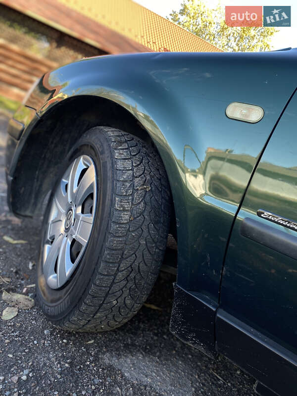 Седан Volkswagen Passat 1999 в Бориславе