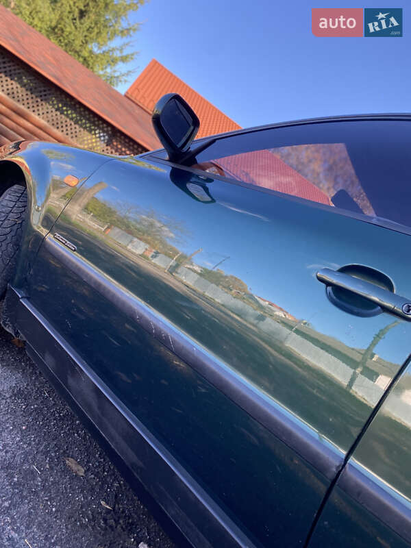 Седан Volkswagen Passat 1999 в Бориславе