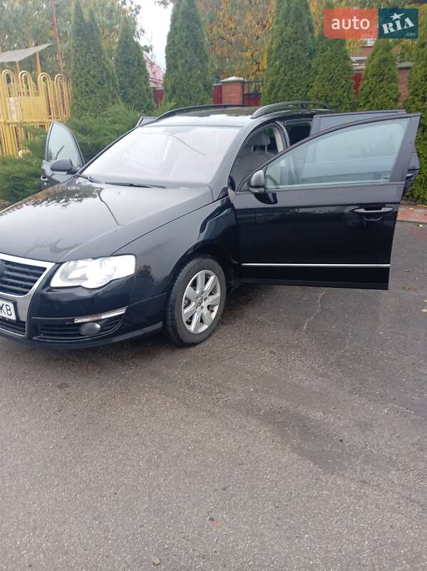 Универсал Volkswagen Passat 2010 в Лысянке