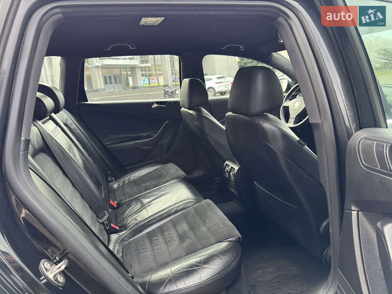 Универсал Volkswagen Passat 2007 в Ровно