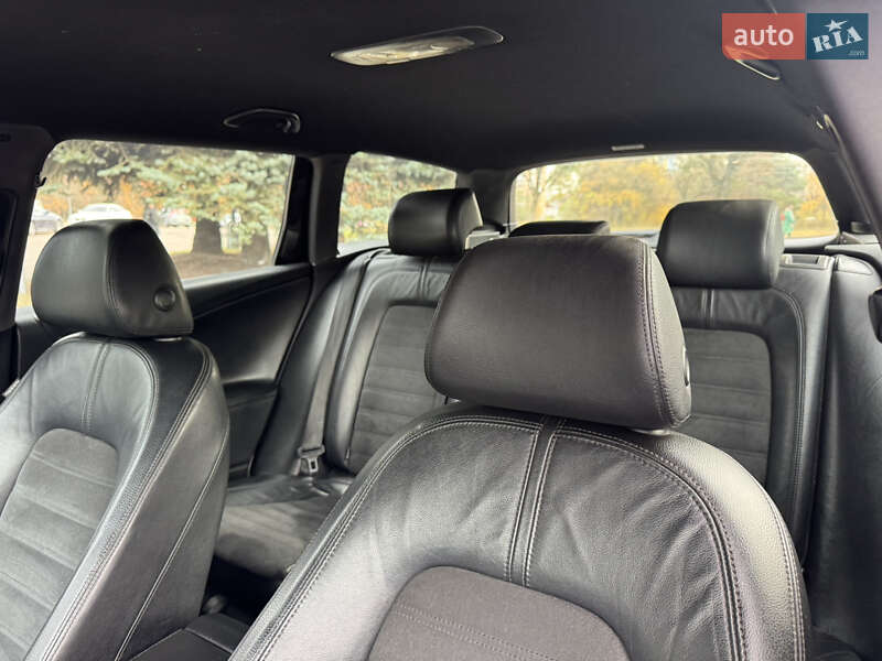 Универсал Volkswagen Passat 2007 в Ровно