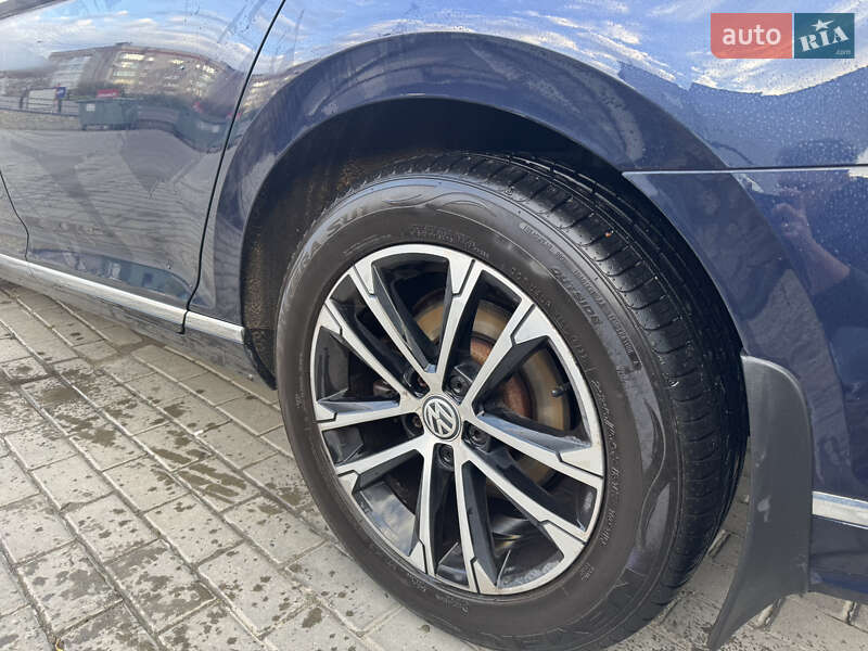 Універсал Volkswagen Passat 2016 в Тернополі фото 17 Універсал Volkswagen Passat 2016 в Тернополі