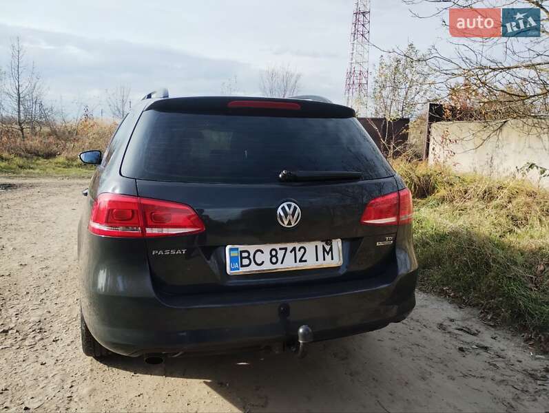 Универсал Volkswagen Passat 2011 в Львове