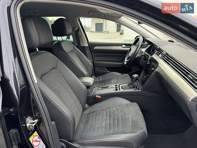 Универсал Volkswagen Passat 2021 в Луцке