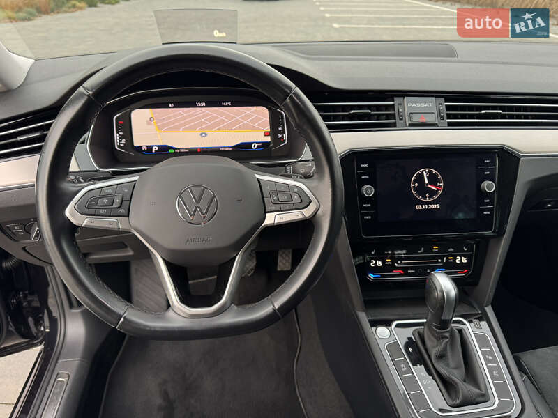 Универсал Volkswagen Passat 2021 в Луцке