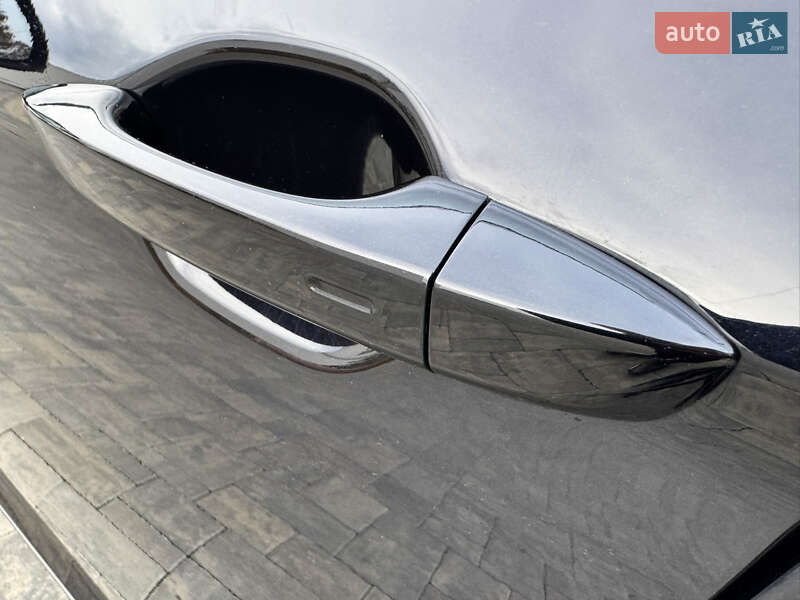 Универсал Volkswagen Passat 2021 в Луцке