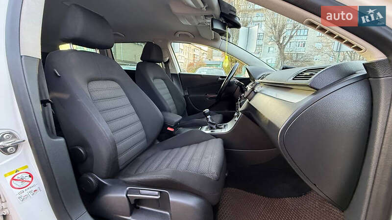 Седан Volkswagen Passat 2010 в Бердичеве фото 30 Седан Volkswagen Passat 2010 в Бердичеве