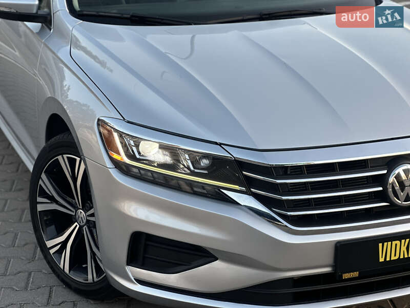 Седан Volkswagen Passat 2021 в Киеве