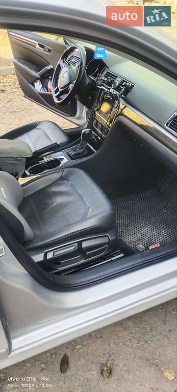 Седан Volkswagen Passat 2015 в Ивано-Франковске фото 6 Седан Volkswagen Passat 2015 в Ивано-Франковске