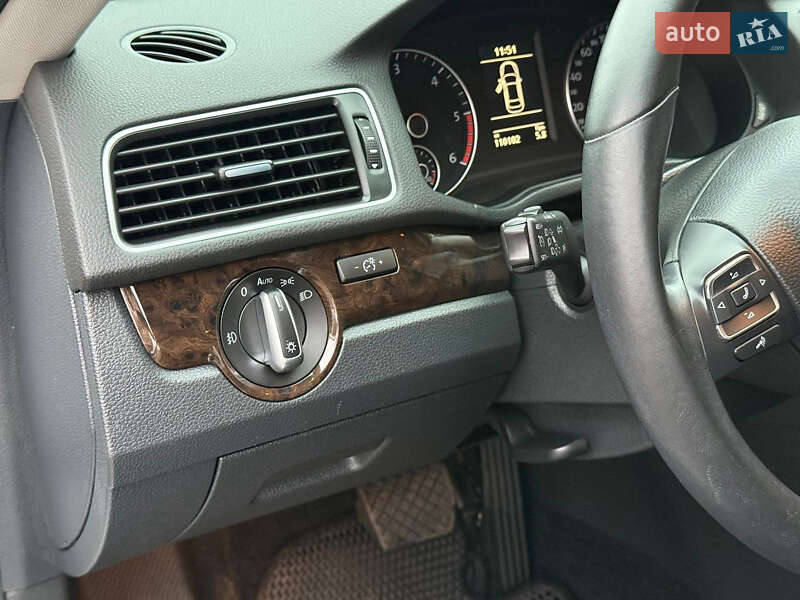 Седан Volkswagen Passat 2014 в Одесі фото 24 Седан Volkswagen Passat 2014 в Одесі