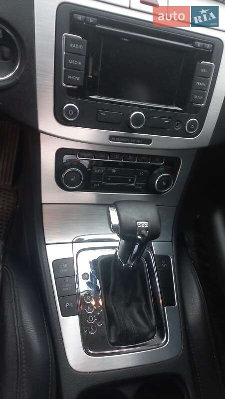 Универсал Volkswagen Passat 2009 в Житомире