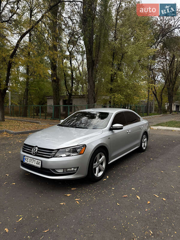 Седан Volkswagen Passat 2015 в Дніпрі