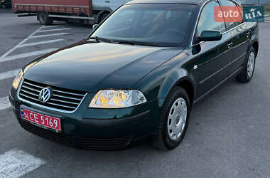 Седан Volkswagen Passat 2003 в Виннице