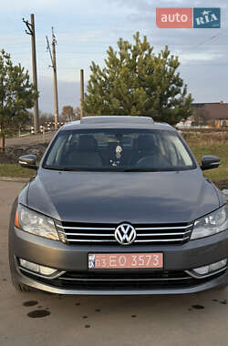 Седан Volkswagen Passat 2013 в Ковелі