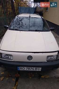 Універсал Volkswagen Passat 1990 в Виноградові
