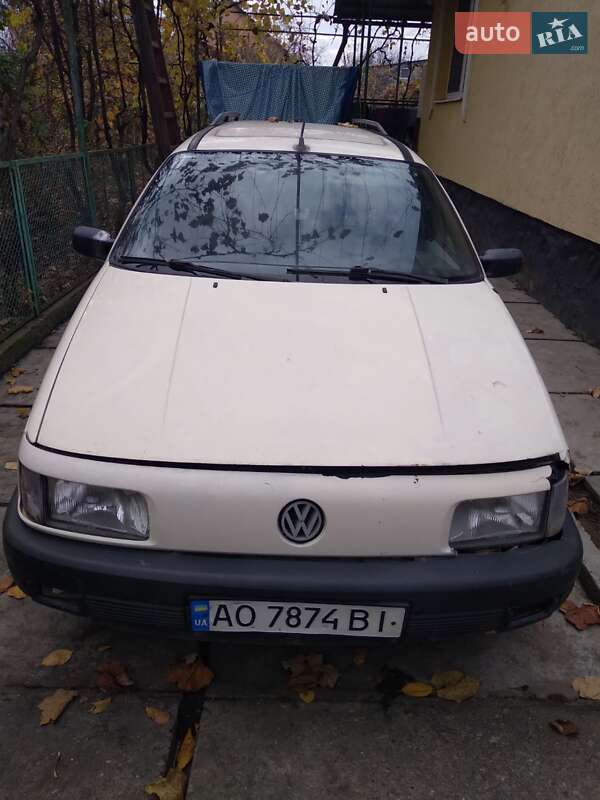 Volkswagen Passat 1990