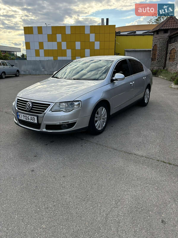 Седан Volkswagen Passat 2006 в Борисполе