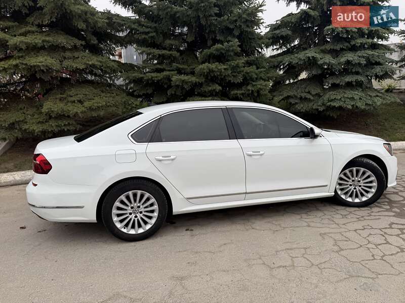 Седан Volkswagen Passat 2017 в Броварах