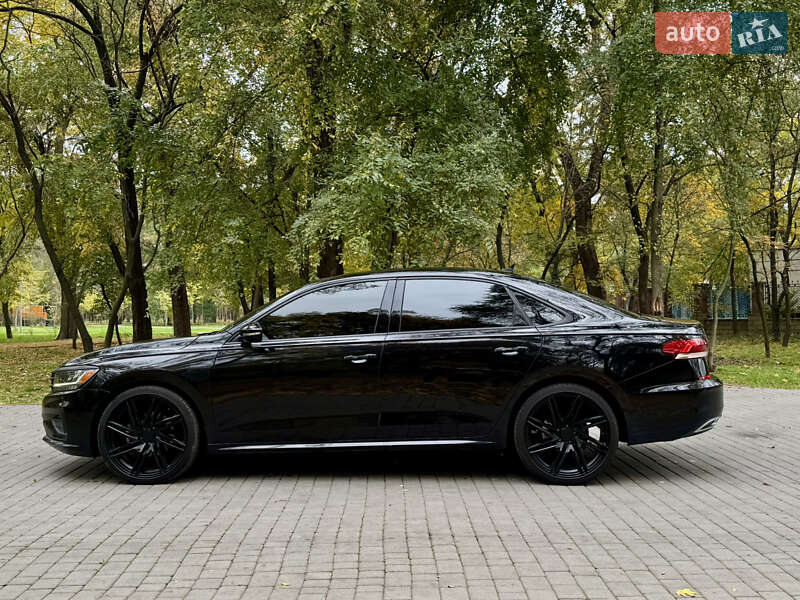 Седан Volkswagen Passat 2020 в Одессе фото 11 Седан Volkswagen Passat 2020 в Одессе