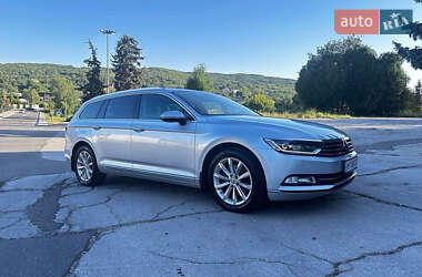 Универсал Volkswagen Passat 2015 в Хмельницком