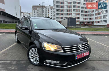 Універсал Volkswagen Passat 2013 в Вінниці