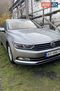 Универсал Volkswagen Passat 2015 в Ужгороде