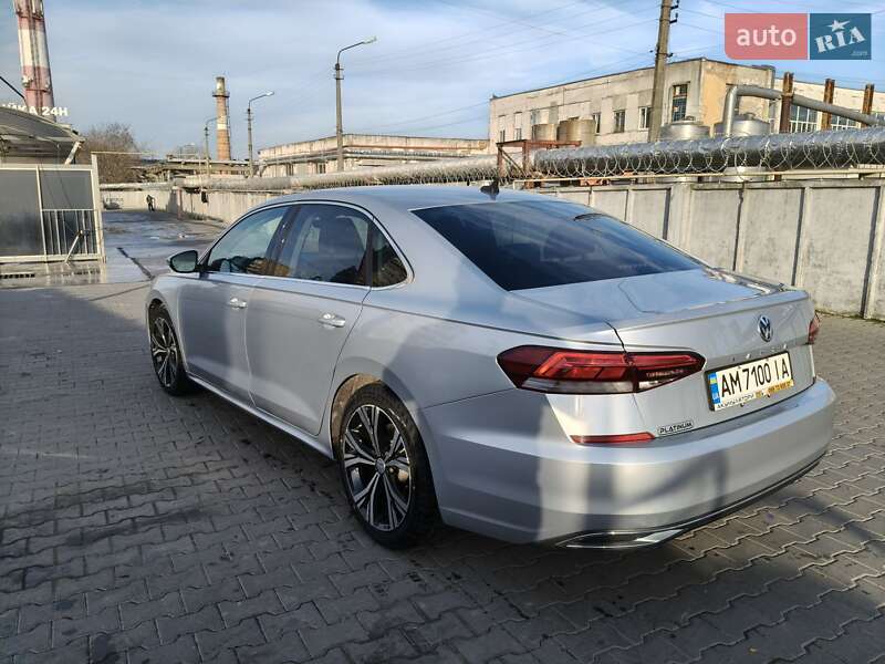Седан Volkswagen Passat 2020 в Житомире