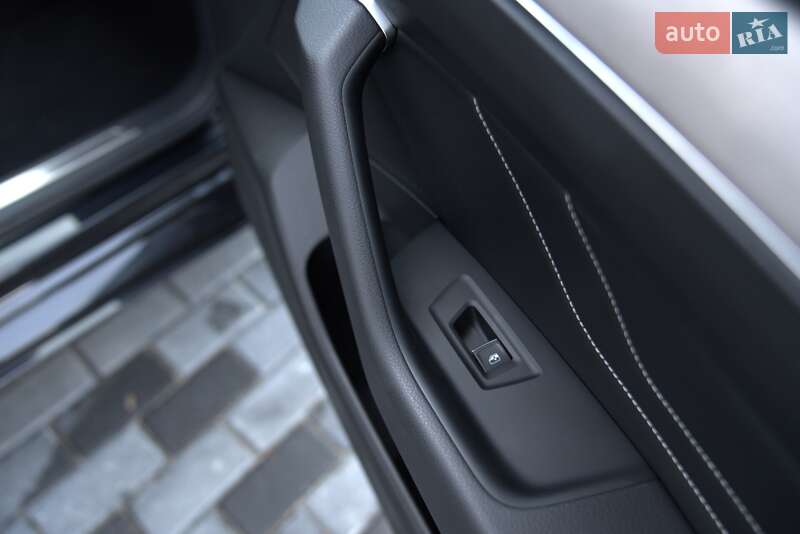 Універсал Volkswagen Passat 2020 в Полтаві