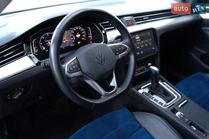 Універсал Volkswagen Passat 2020 в Полтаві