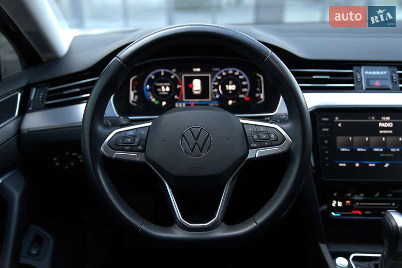 Універсал Volkswagen Passat 2020 в Полтаві
