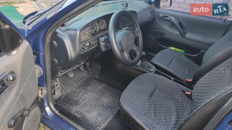 Седан Volkswagen Passat 1996 в Новой Водолаге фото 8 Седан Volkswagen Passat 1996 в Новой Водолаге