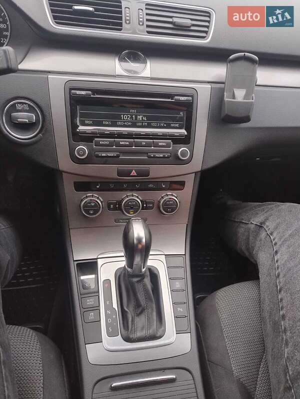 Универсал Volkswagen Passat 2013 в Шепетовке