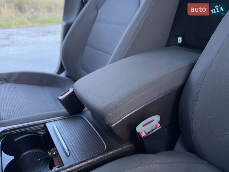 Седан Volkswagen Passat 2011 в Межгорье фото 56 Седан Volkswagen Passat 2011 в Межгорье