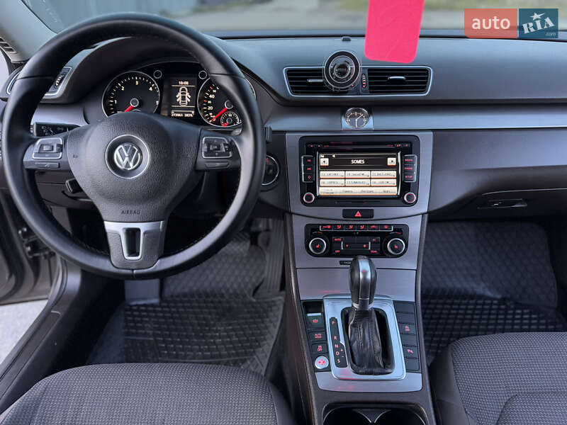 Седан Volkswagen Passat 2011 в Межгорье фото 79 Седан Volkswagen Passat 2011 в Межгорье
