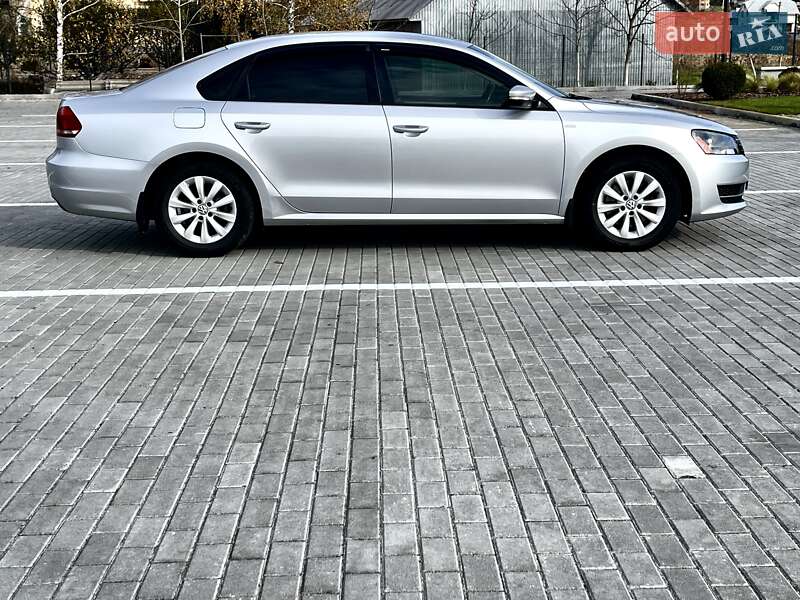 Седан Volkswagen Passat 2014 в Черновцах фото 5 Седан Volkswagen Passat 2014 в Черновцах