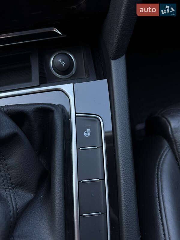 Универсал Volkswagen Passat 2017 в Почаеве