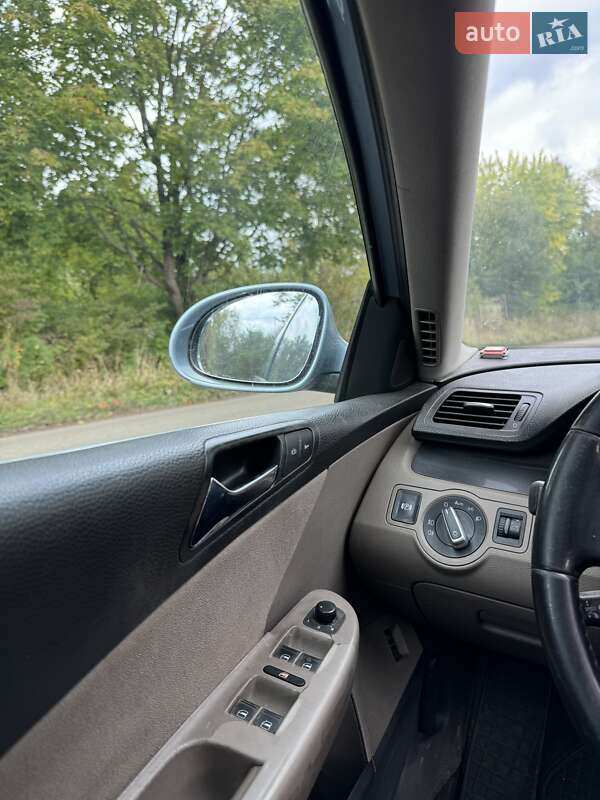 Универсал Volkswagen Passat 2006 в Львове