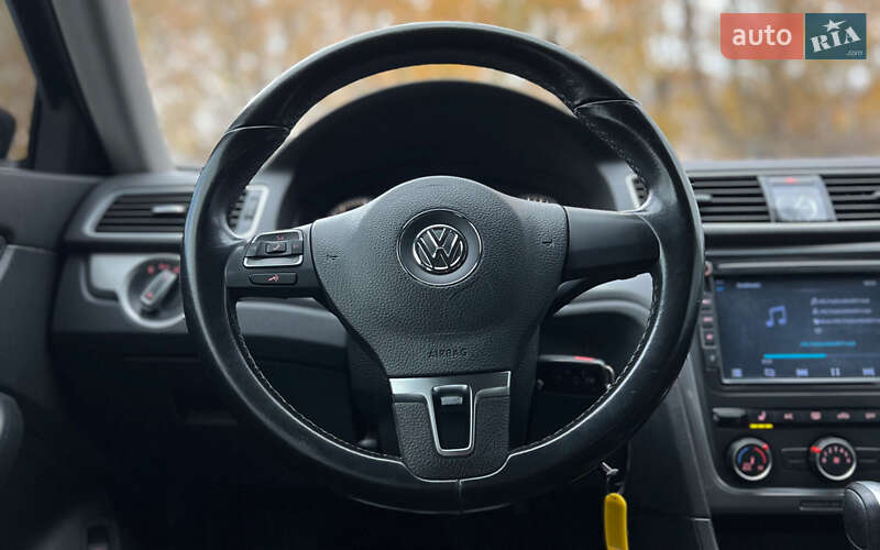 Седан Volkswagen Passat 2014 в Львове фото 8 Седан Volkswagen Passat 2014 в Львове