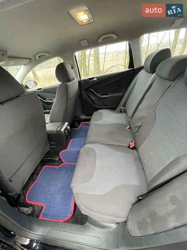 Универсал Volkswagen Passat 2007 в Мене фото 27 Универсал Volkswagen Passat 2007 в Мене