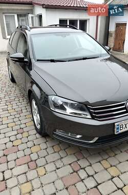 Універсал Volkswagen Passat 2014 в Волочиську