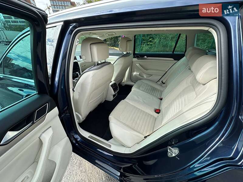 Универсал Volkswagen Passat 2016 в Хусте фото 16 Универсал Volkswagen Passat 2016 в Хусте