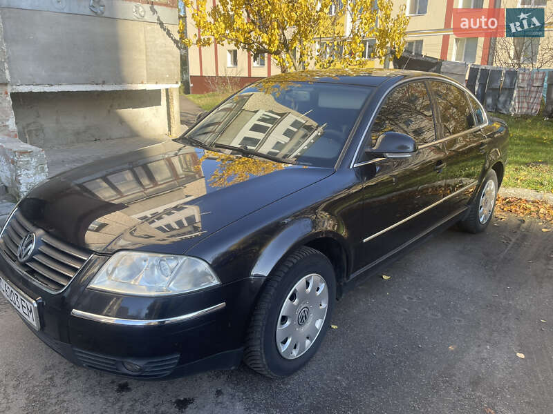 Седан Volkswagen Passat 2004 в Луцке фото 2 Седан Volkswagen Passat 2004 в Луцке