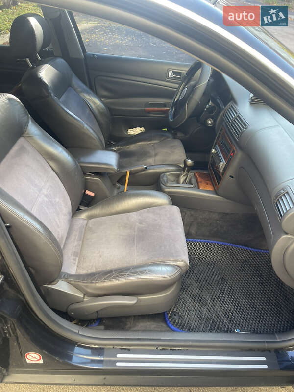 Седан Volkswagen Passat 2004 в Луцке фото 11 Седан Volkswagen Passat 2004 в Луцке
